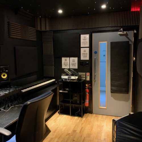 The Buzy Recording Studio-3