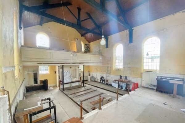 Chapel-St-10